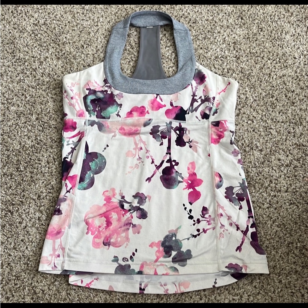 Lululemon Scoop Neck Racerback Tank